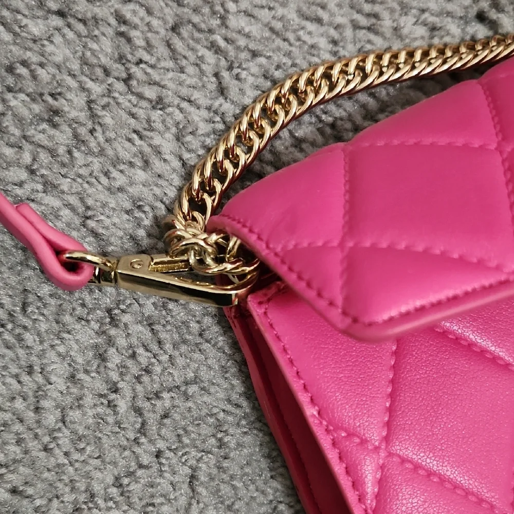 Forever 21 Pink Quilted Shoulder Bag/Purse With Adjustable Straps | One Size - Picture 6 of 11